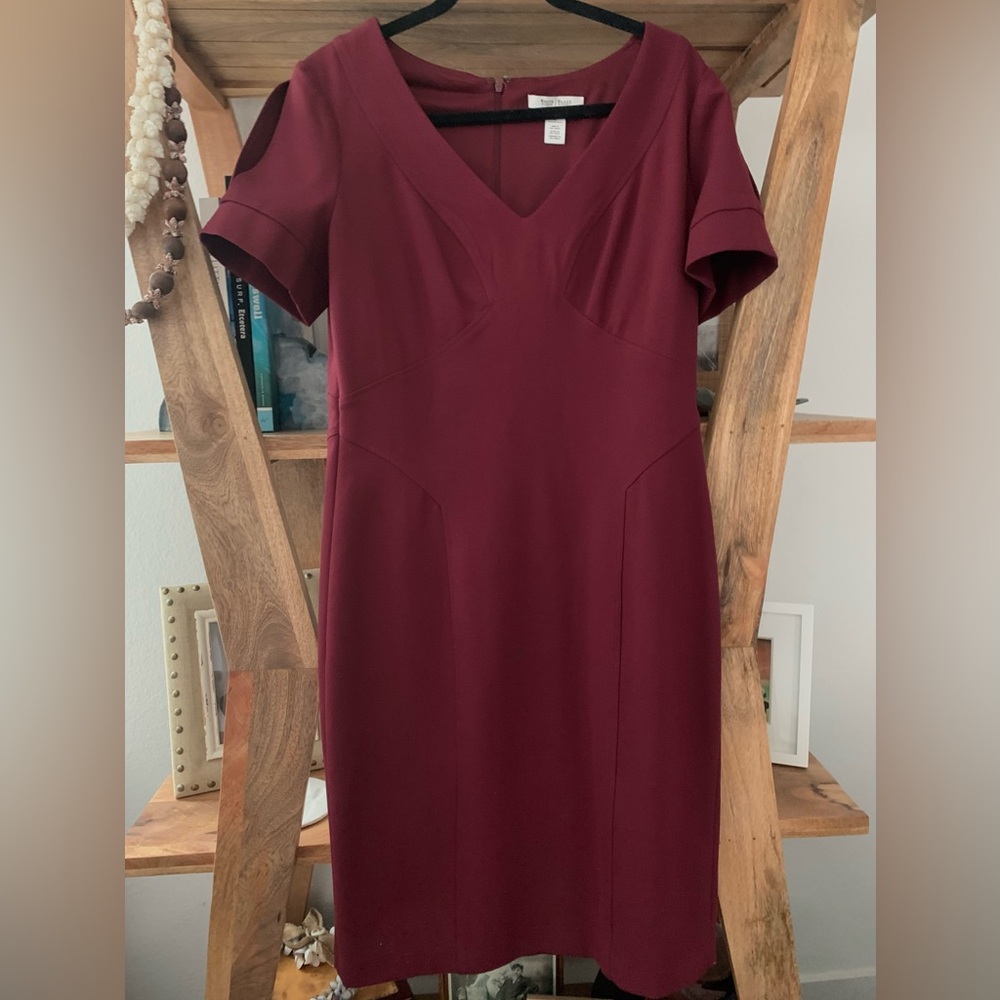 White House Black Market Burgundy Sheath Dress V Neck Split Sleeve sz 12